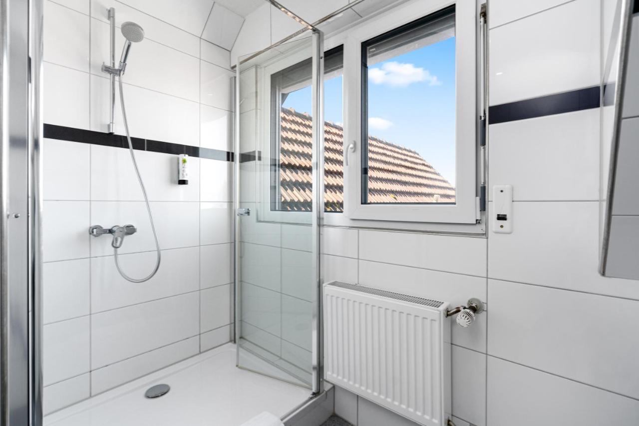 Hotel Adler FDH Екстериор снимка