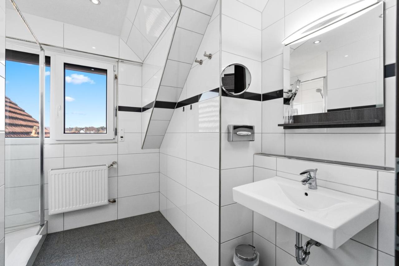 Hotel Adler FDH Екстериор снимка