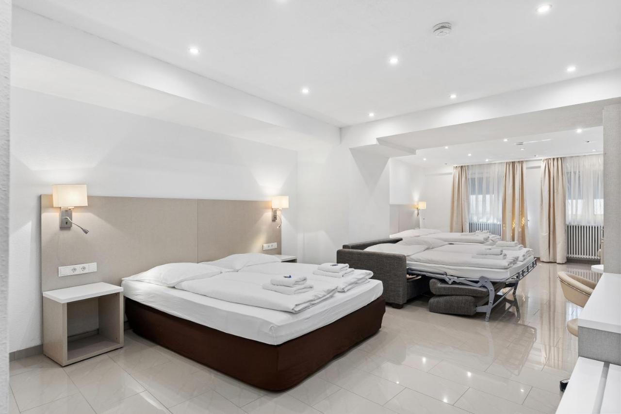 Hotel Adler FDH Екстериор снимка